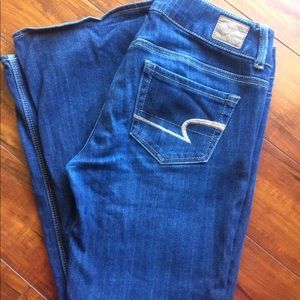 AE Artist Jeans